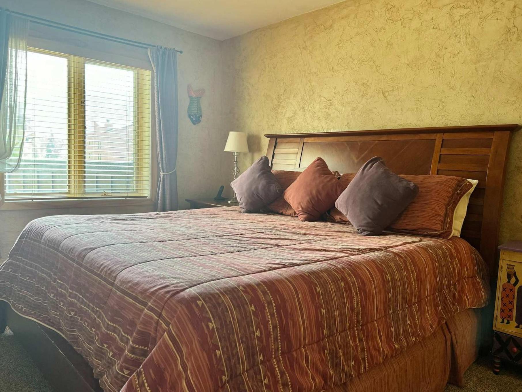 Best Location In The Heart Of Lions Head, Ski Lockers, Jacuzzi And Pool Vail Exterior photo
